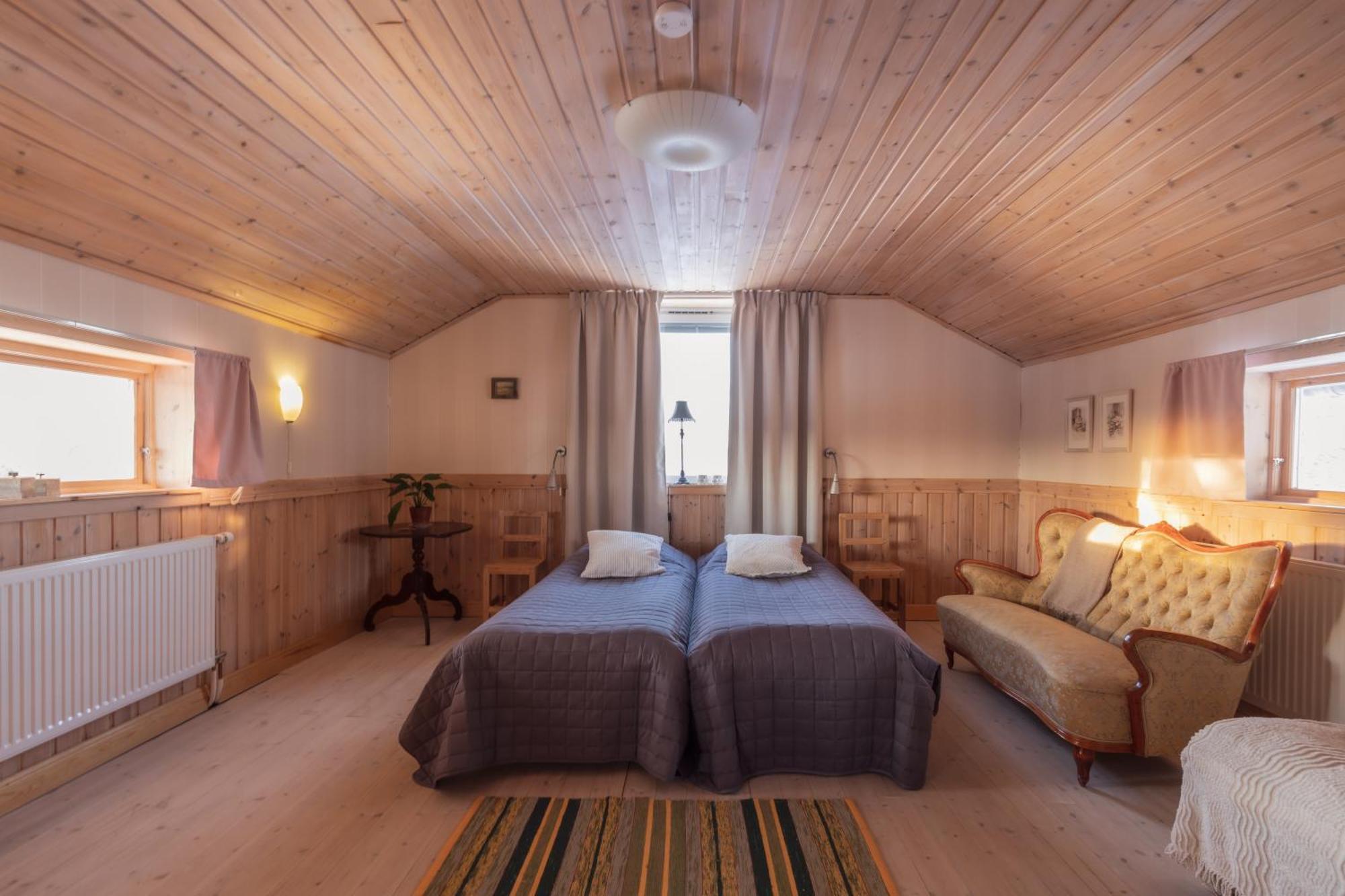 Kalix Riverside Inn, Farm Timbering Esterno foto